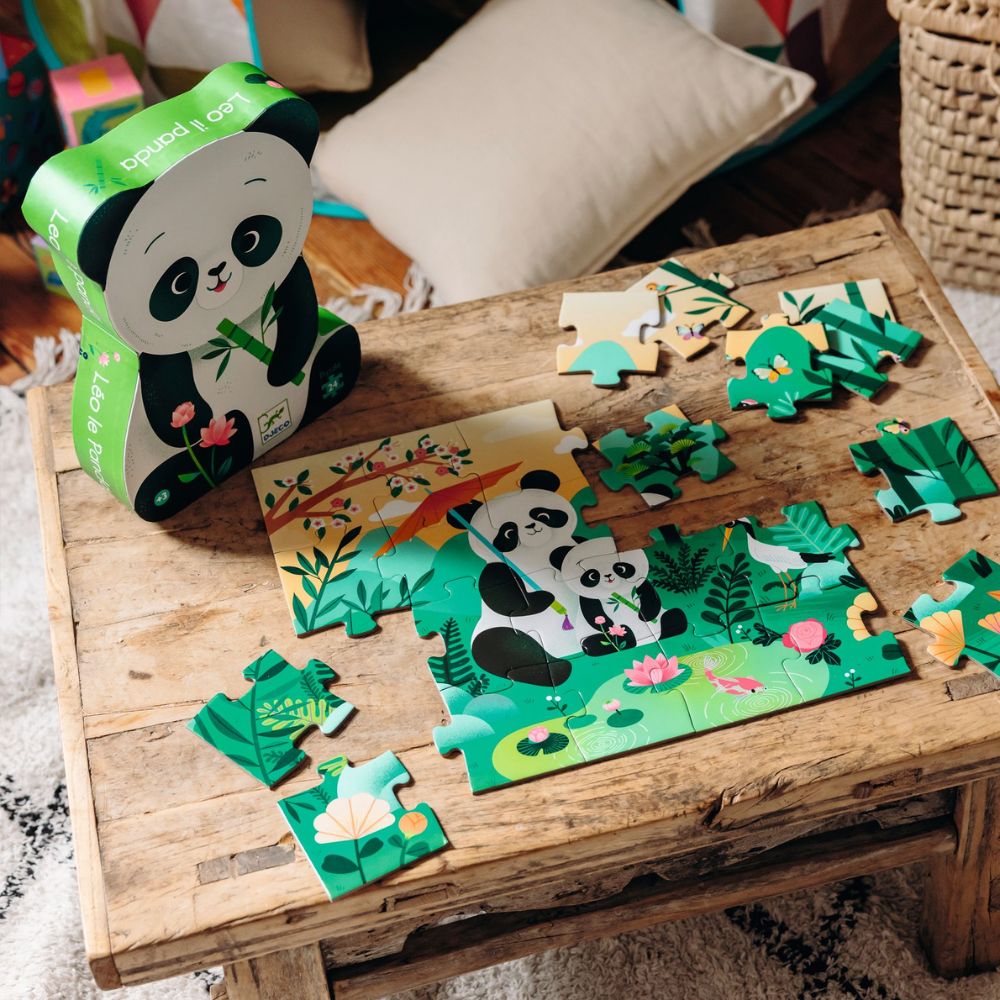 Djeco Silhouette Puzzle - Leo the Panda 24 pieces DJ07282