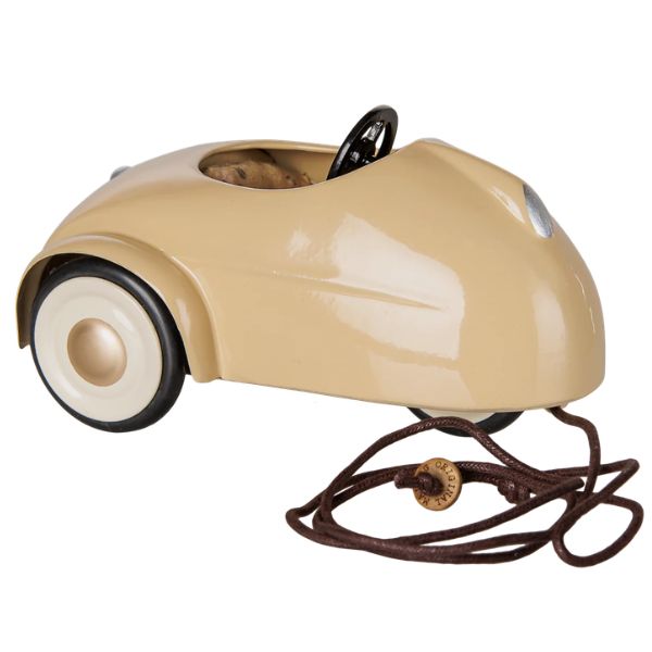 Maileg Car, Mouse in Wheat vintage metal toy car with pull string for Little Brother, Little Sister, Big Brother, Big Sister and Mum and Dad mice.