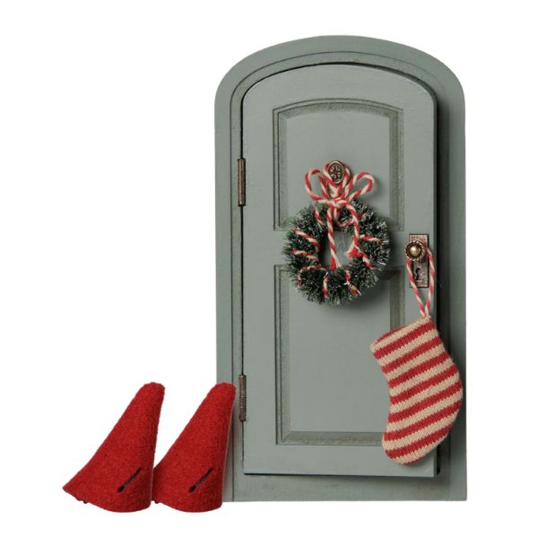 Maileg Christmas Door Set Mouse with red hats, wreath and stocking