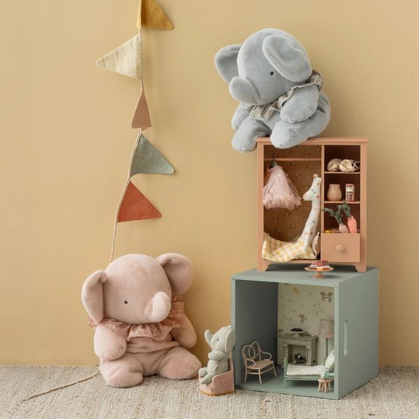 Maileg Mouse Wardrobe - Dark Powder