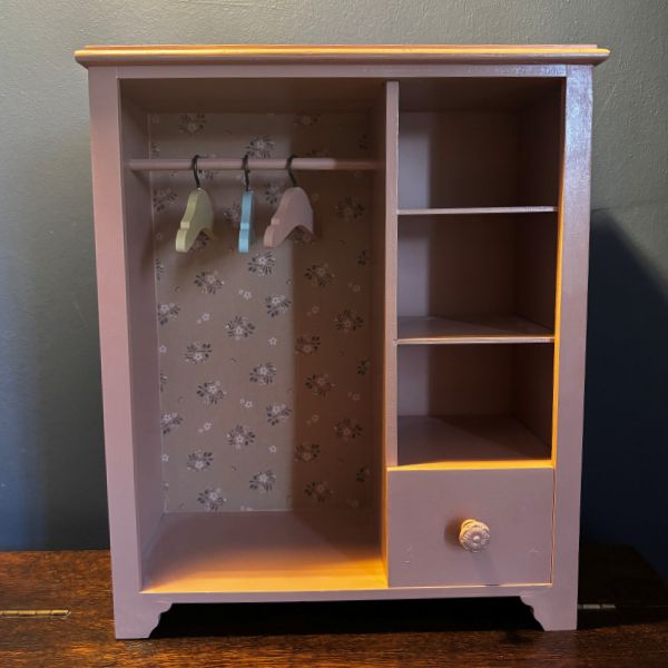 Maileg Mouse Wardrobe - Dark Powder  with Maileg Puppy