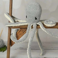 Rosie Octopus - Intermediate Crochet Kit Wool Couture