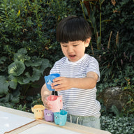 kids stacking cups